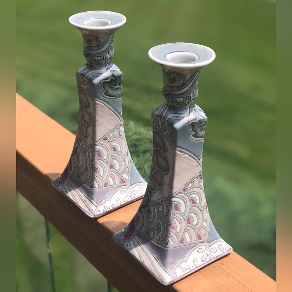 VTG Asian Pastel Gray Pink Floral Chinoiserie Porcelain Candlesticks Holders 8.5